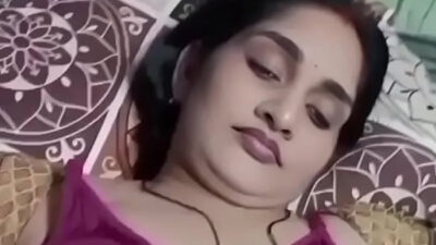 bhabhi alag alag pose mein chut chodwawat baari